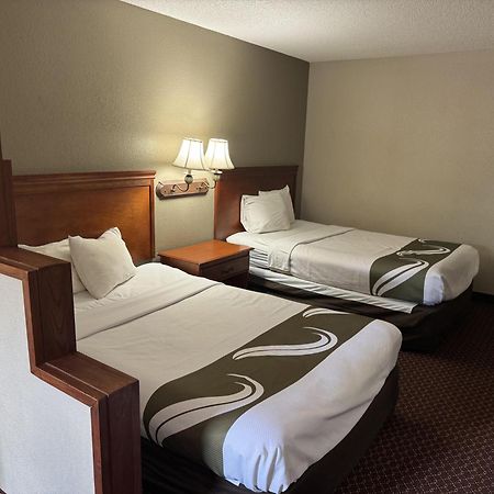 Rodeway Inn & Suites South Of Fiesta Park San Antonio Extérieur photo