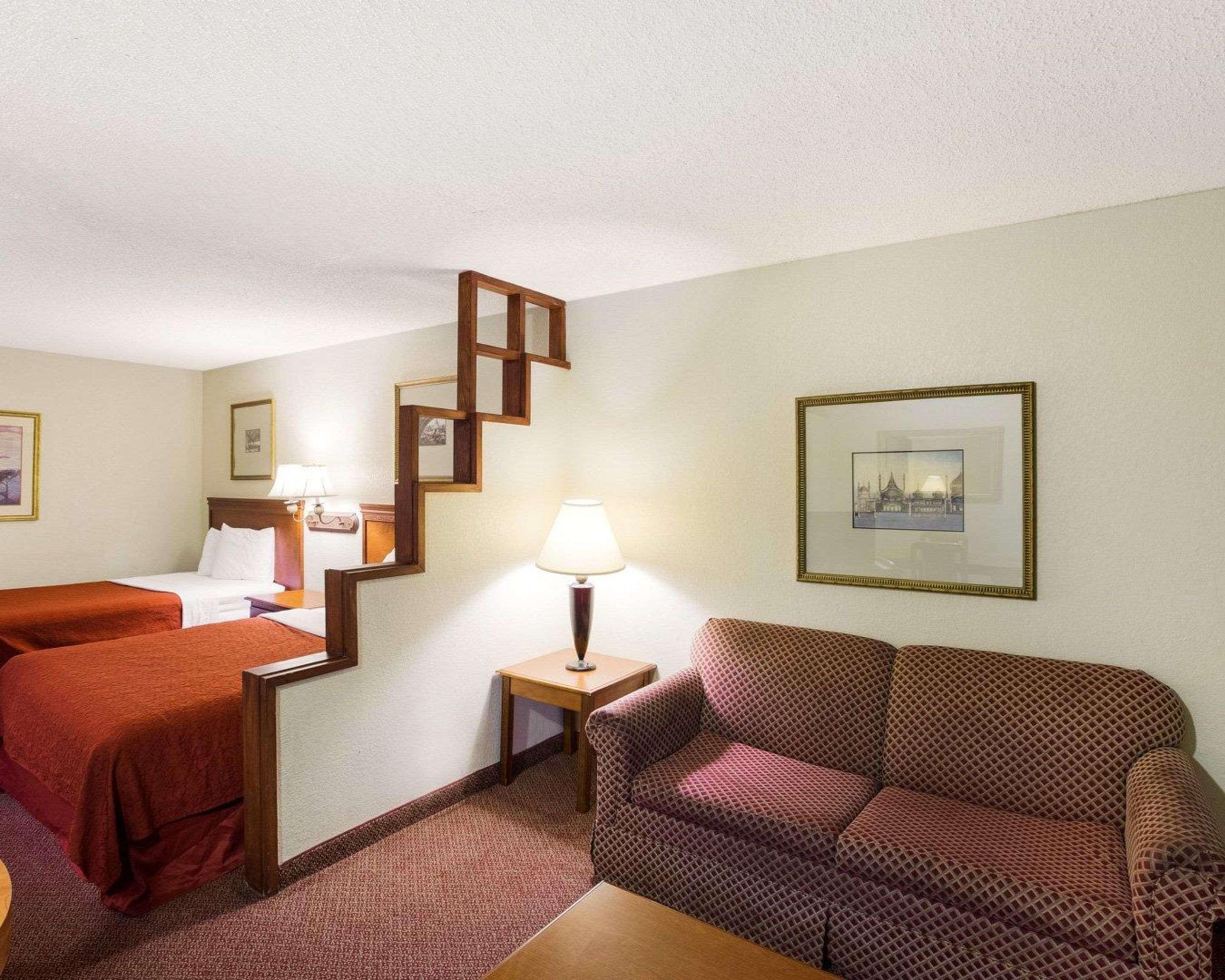 Rodeway Inn & Suites South Of Fiesta Park San Antonio Extérieur photo